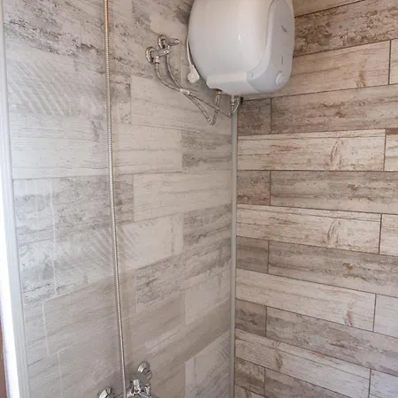 къща за гости Angelovi Holiday home *