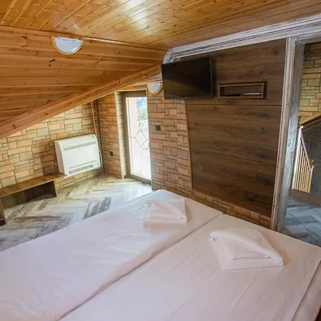 къща за гости Angelovi Holiday home *